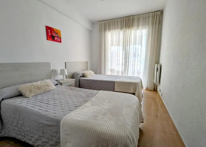 Brisas De Levante Бенидорм